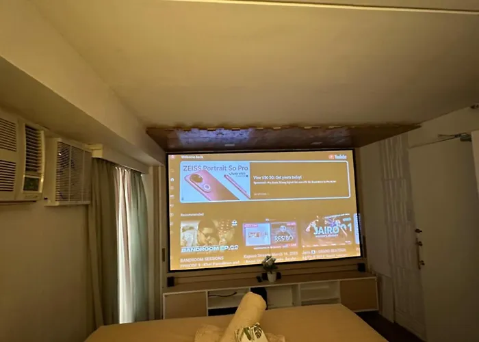 Aesthetic Unit With Cinema Theater Japan Technology Aparthotel 2*