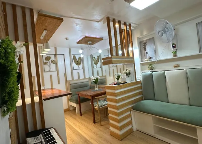 Aesthetic Unit With Cinema Theater Japan Technology Aparthotel
