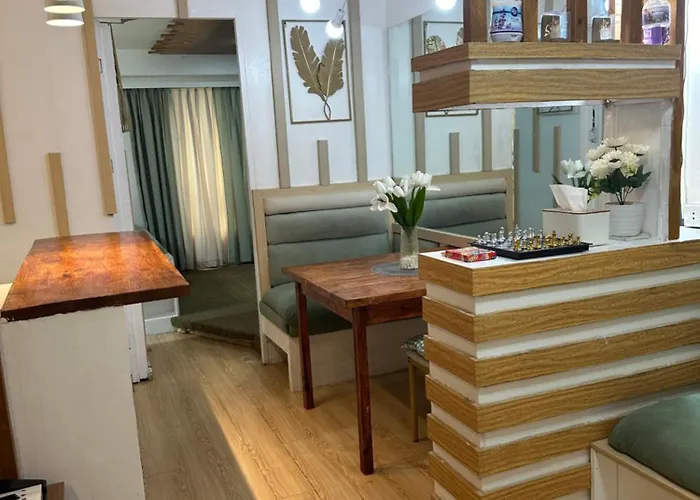 Aesthetic Unit With Cinema Theater Japan Technology Aparthotel 2*