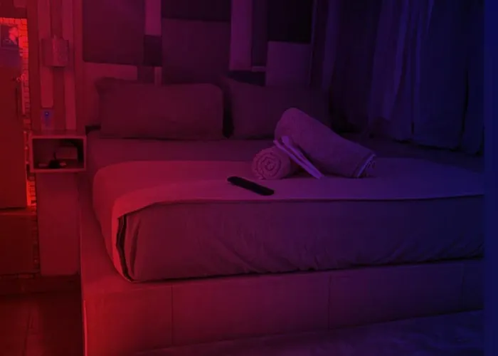 Aesthetic Unit With Cinema Theater Japan Technology Aparthotel